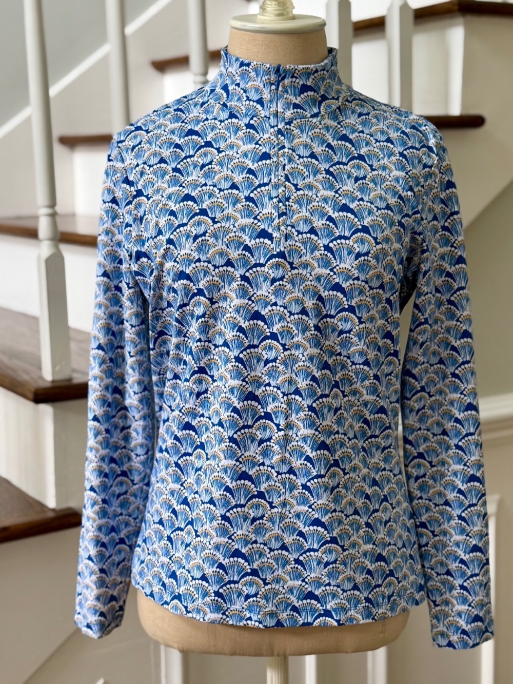 J. McLaughlin Bedford 1/4 Zip in Stretch Catalina Cloth